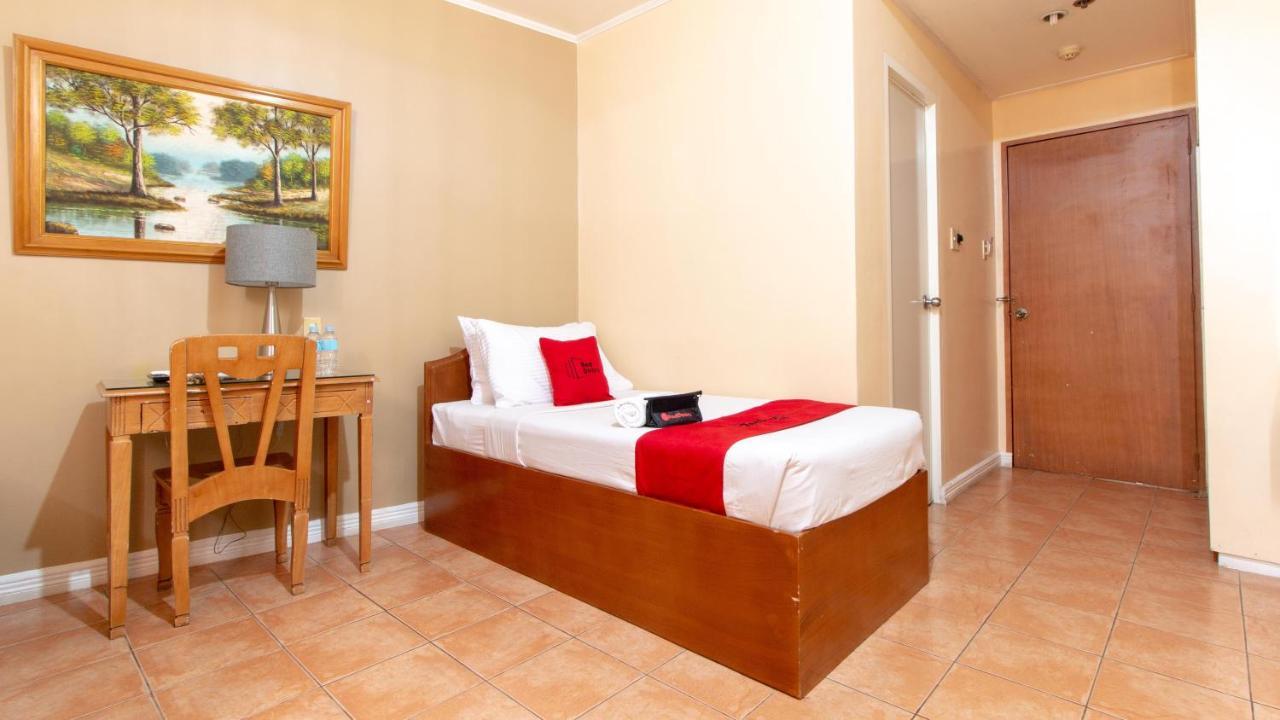 Reddoorz @ Downtown Tacloban Hotel Ngoại thất bức ảnh